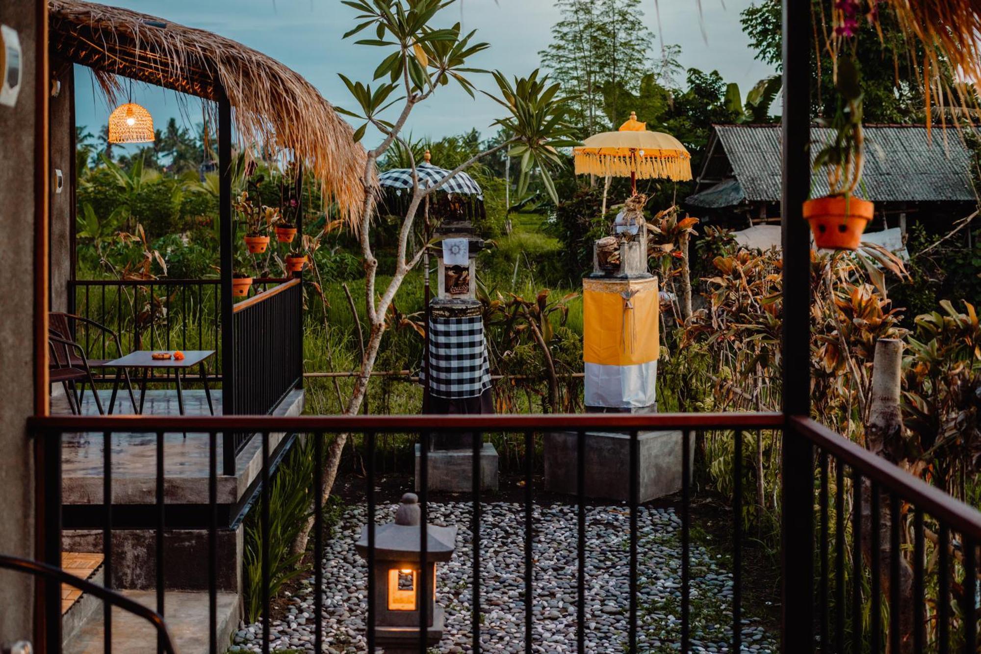Nila Chandra Bungalows Ubud  Bagian luar foto