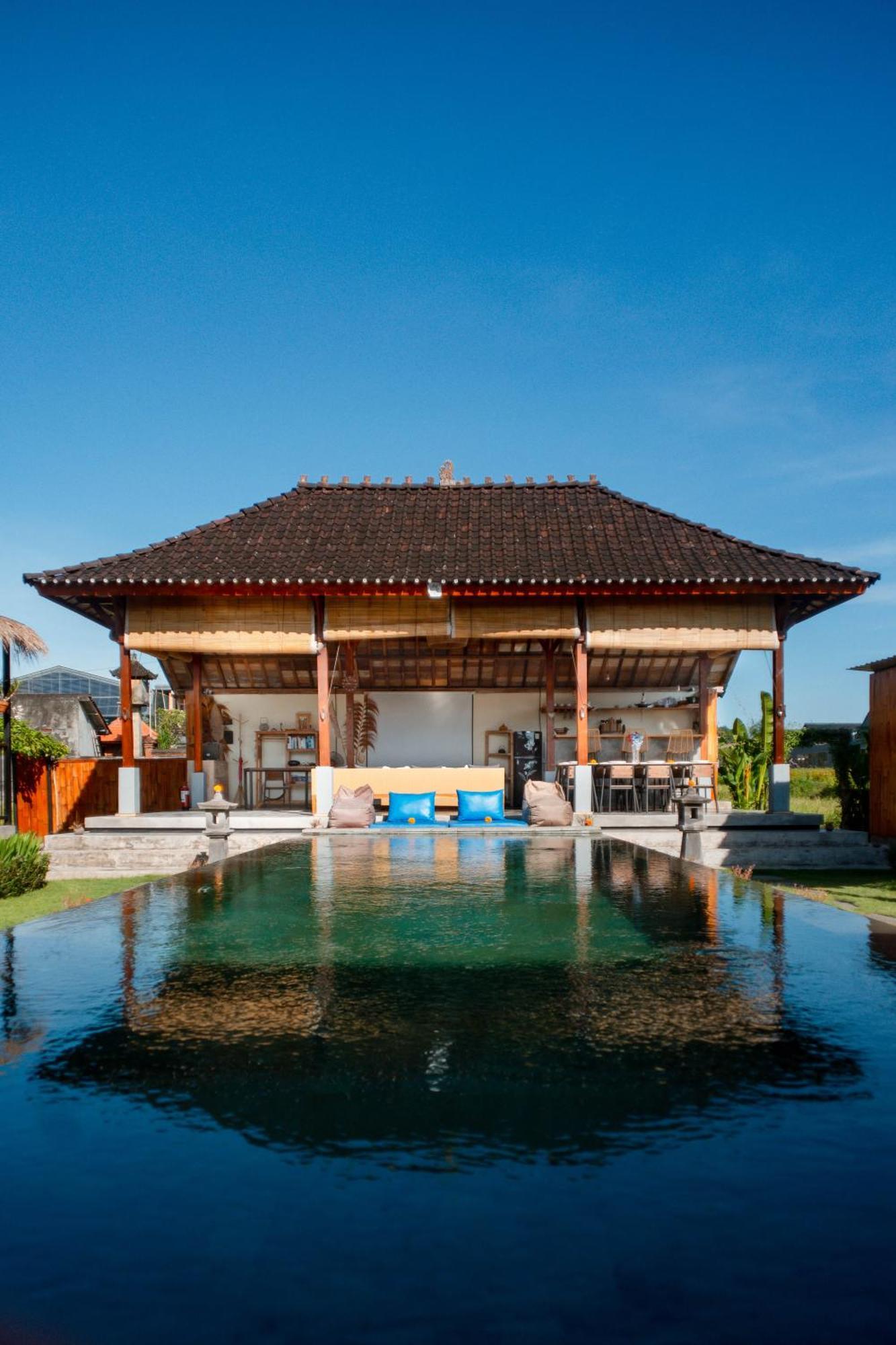 Nila Chandra Bungalows Ubud  Bagian luar foto